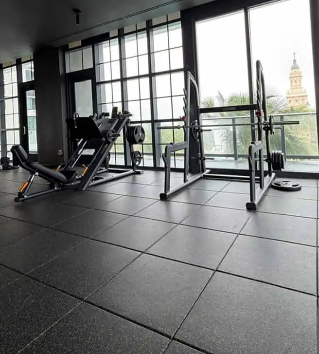 Pisos de hule para gimnasio